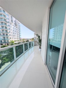 Comprar apartamento en 360 Condominium West 505