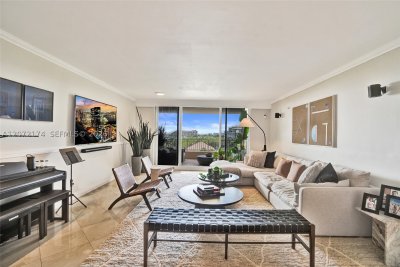 Ocean Club Lake Tower Apt #603