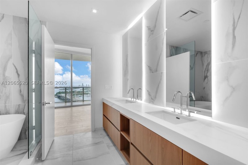 Property photo # 9