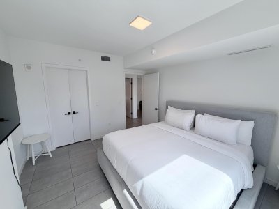 Comprar apartamento en YotelPad Miami Unit 1903