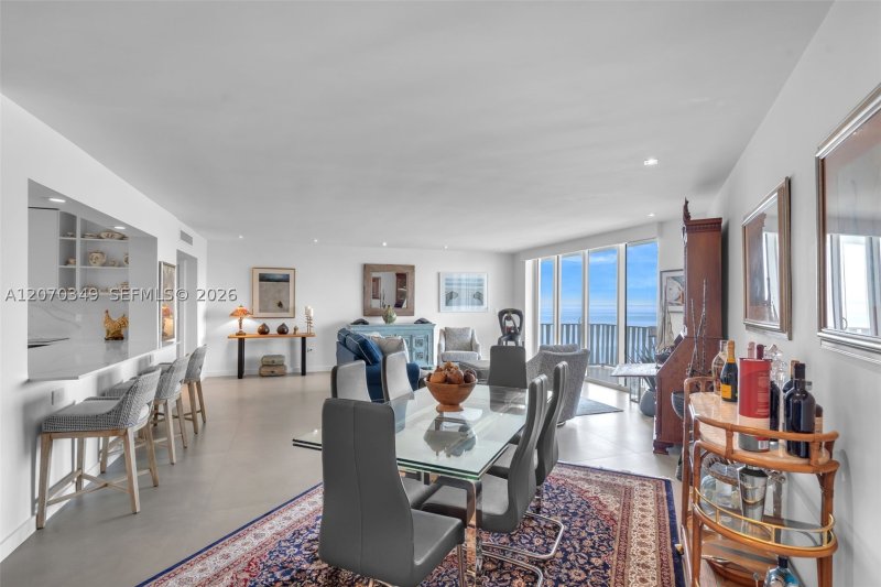 Condo for sale at Island House PB4