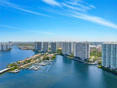 Comprar apartamento no 7000 Williams Island 609