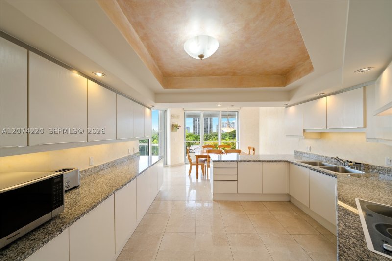 Condo for sale at 7000 Williams Island 609