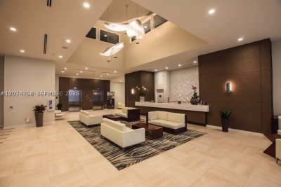 Comprar apartamento no Midtown Doral 707