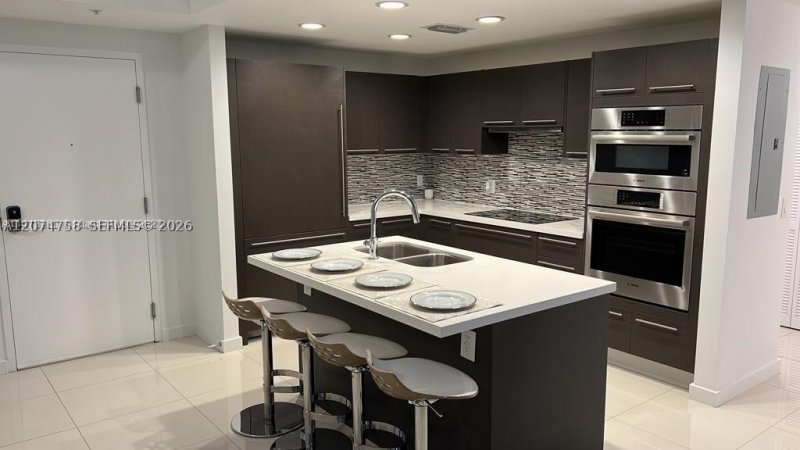 Condo for sale at Midtown Doral 707
