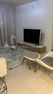 Comprar apartamento no Midtown Doral 707