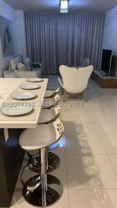 Comprar apartamento no Midtown Doral 707