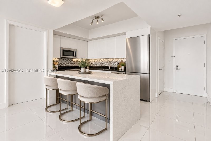 Aluguel de apartamento no Mint at Riverfront 4904