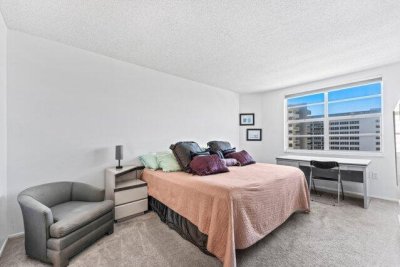 Comprar apartamento no The Hemispheres 18Q