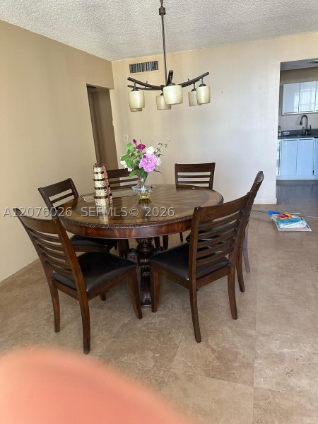 Apartment for rent at Trafalgar Towers 1008