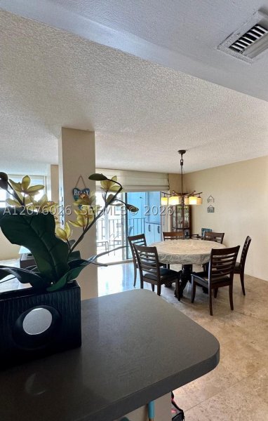 Apartment for rent at Trafalgar Towers 1008