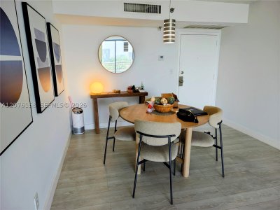 Parc Central Aventura Apt #1710