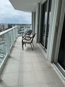 Aluguel de apartamento no Oceania 3 2538