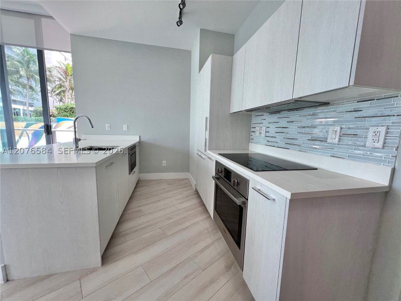 Condo for sale at Paraiso Bayviews 306