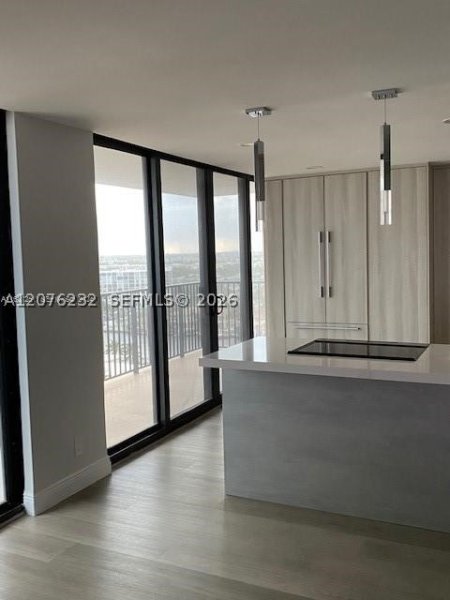 Condo for sale at Valencia at Quadomain 1507