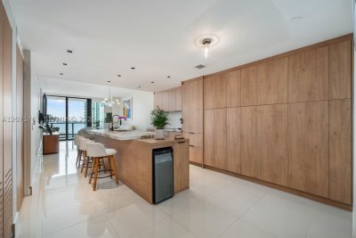 Comprar apartamento no Paraiso Bay Miami 1203