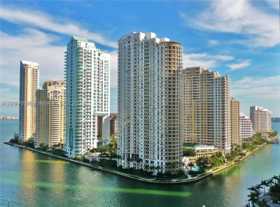 Brickell Key Two Apt #910
