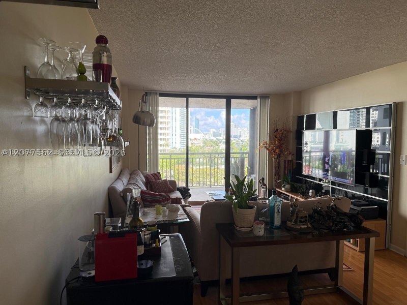 Condo for sale at Brickell Key Two 910