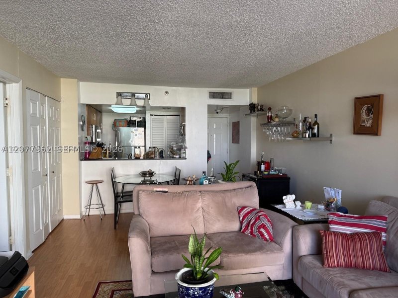 Condo for sale at Brickell Key Two 910