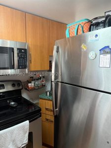 Comprar apartamento no Brickell Key Two 910