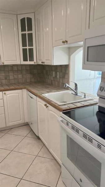 Apartment for rent at Berkley South 14K
