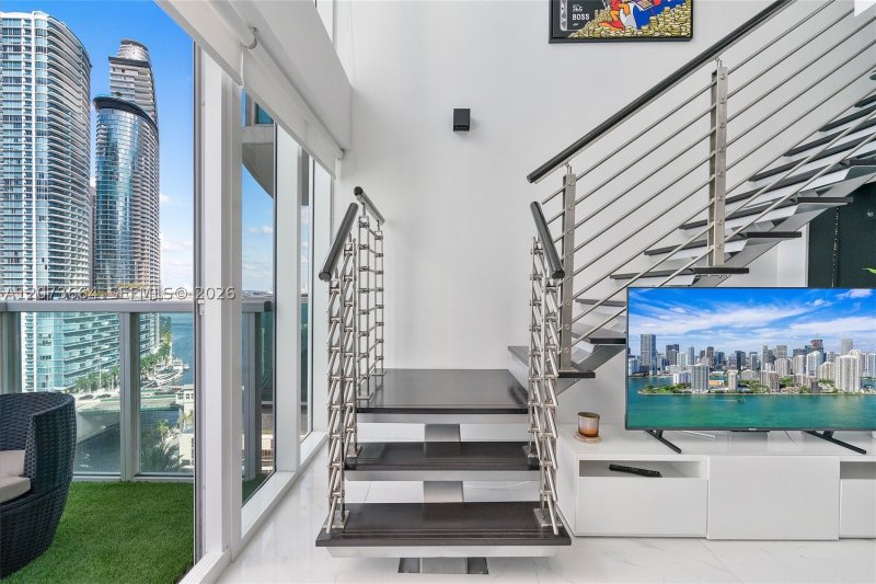 Condo for sale at Brickell on the River South 1111