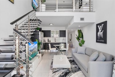 Comprar apartamento no Brickell on the River South 1111