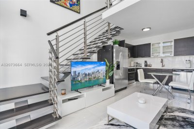 Comprar apartamento no Brickell on the River South 1111