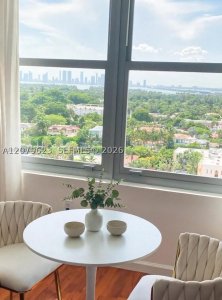 Aluguel de apartamento no Triton Towers 1734