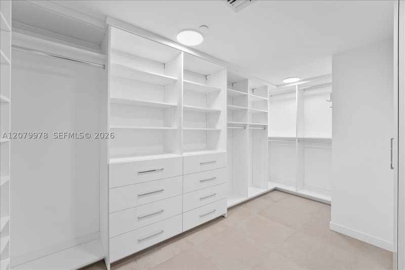 Comprar apartamento no Onda Bay Harbor Islands 403