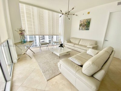 Aluguel de apartamento no Trump Royale 3609A
