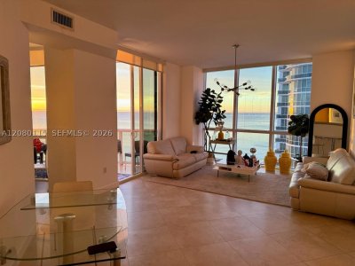 Aluguel de apartamento no Trump Royale 3609A