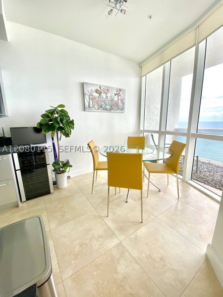 Apartment for rent at Trump Royale 3609A