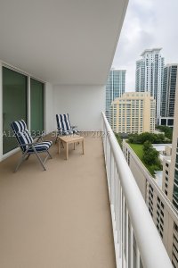 Alquiler de apartamento en The Club At Brickell Bay 3304