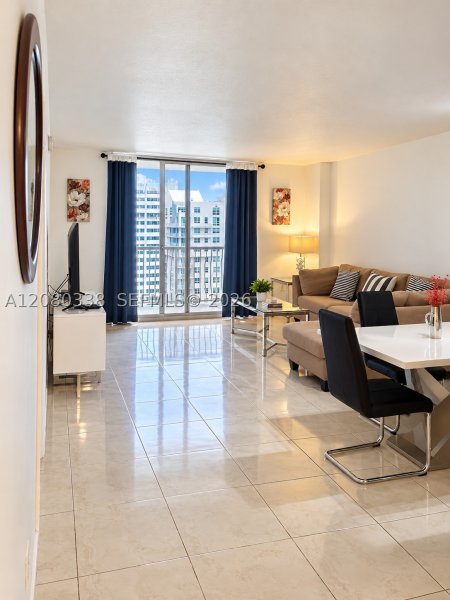 Alquiler de apartamento en The Club At Brickell Bay 3304
