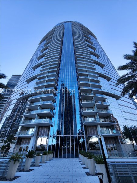 Condo for sale at Paramount Miami WorldCenter 3801
