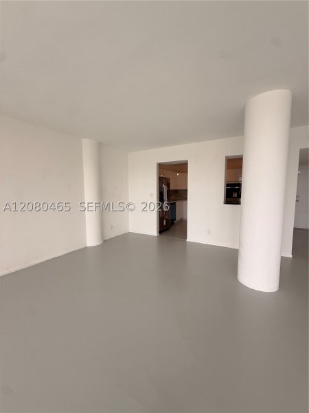 Apartment for rent at King Cole 722