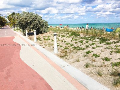 Comprar apartamento no Castle Beach Club P2