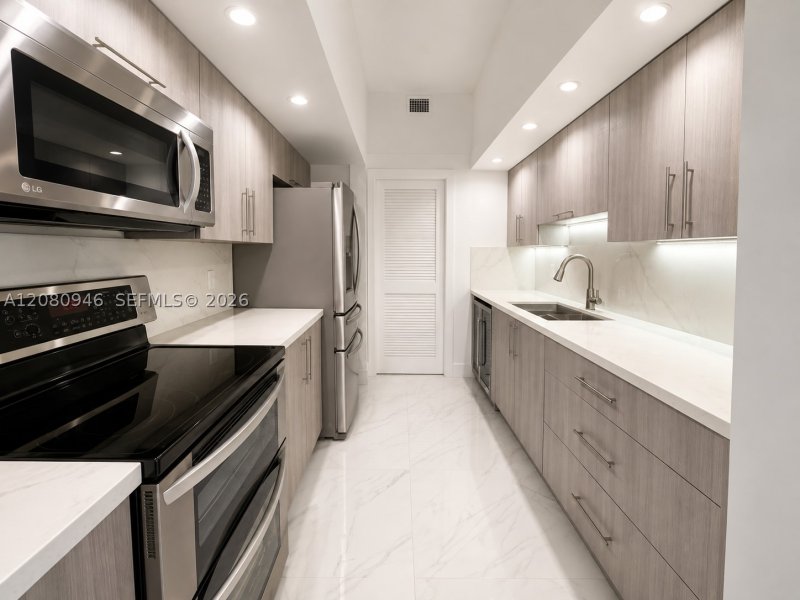 Property photo # 8