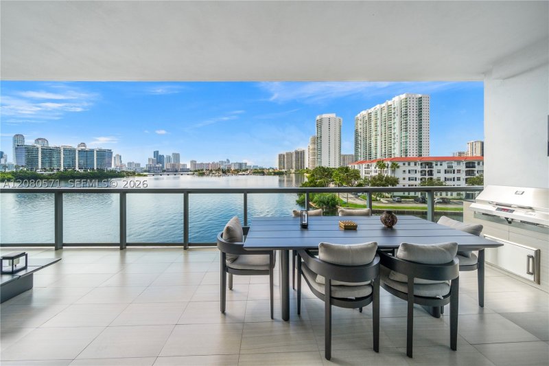 Comprar apartamento no Echo Aventura 312