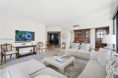 Comprar apartamento no Brickell Key One A1616