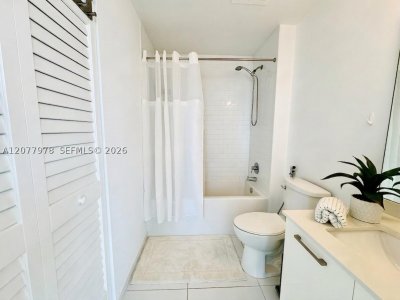 Comprar apartamento no Centro Condo 2602
