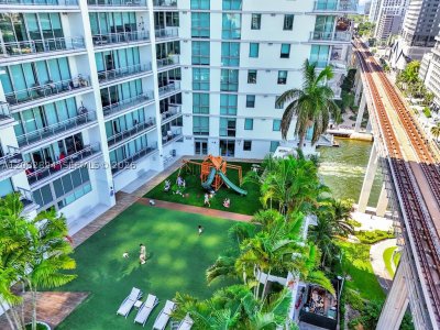 Aluguel de apartamento no Mint at Riverfront 4806