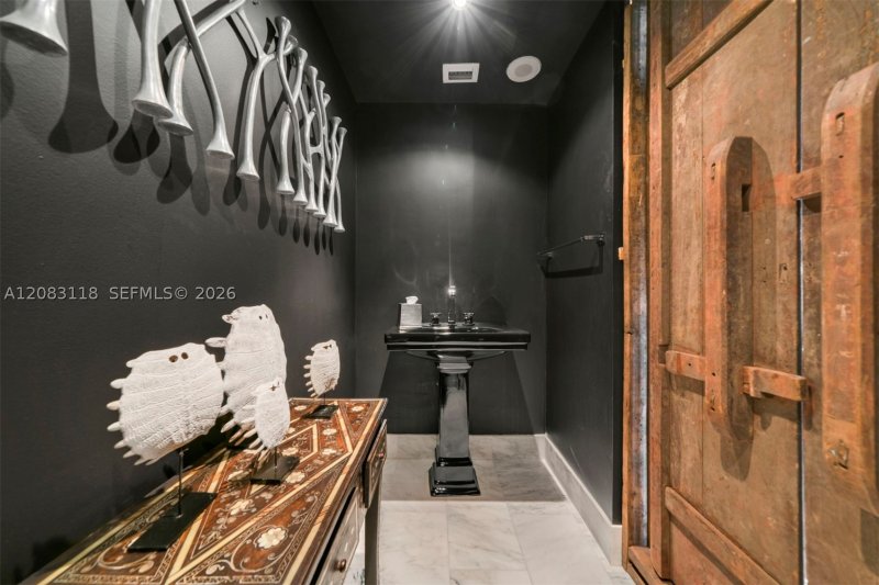 Apartment for rent at Ten Museum Park 3304