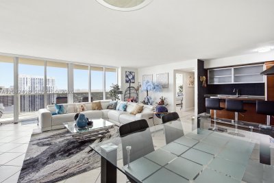 Comprar apartamento no Beach Club One 2305
