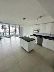 Aluguel de apartamento no Mint at Riverfront 1107