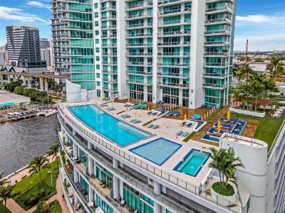 Mint at Riverfront Apt #1107