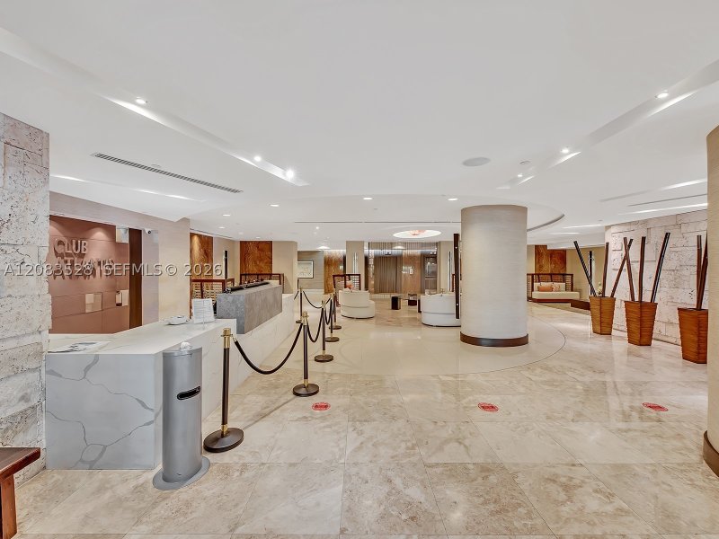Condo for sale at Club Atlantis 1604