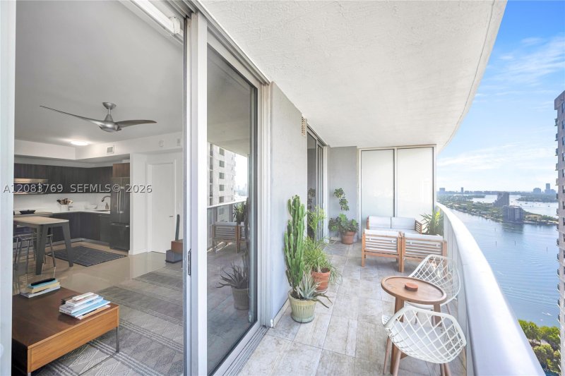 Condo for sale at Aria on The Bay 2902
