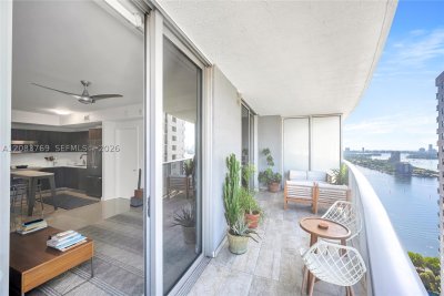 Comprar apartamento no Aria on The Bay 2902